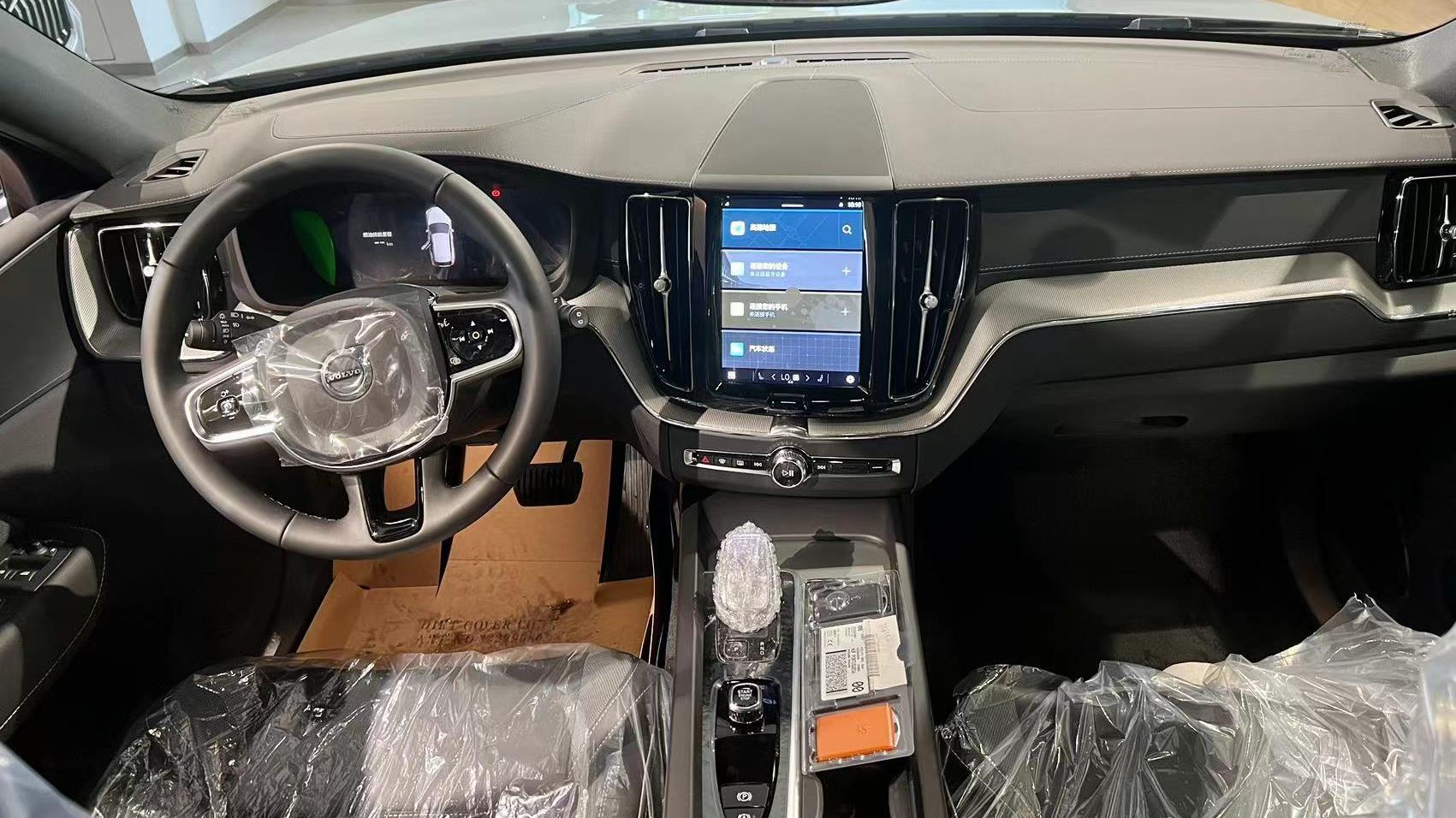 中企诚谊沃尔沃留学生免税车