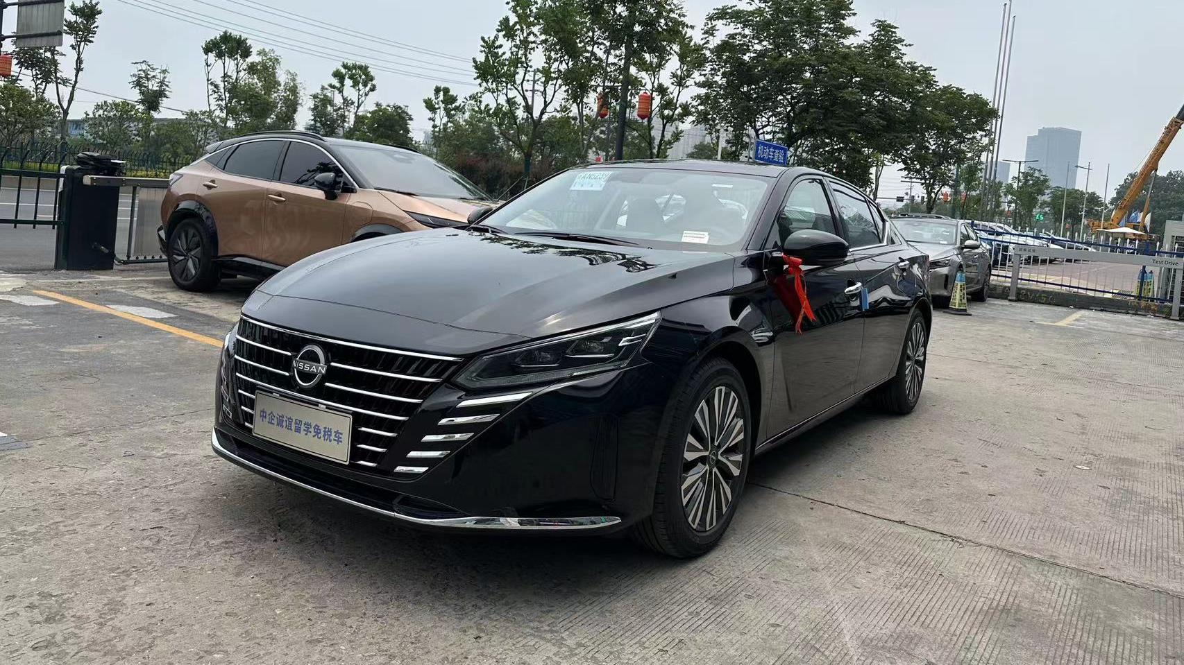 中企诚谊日产留学生免税车