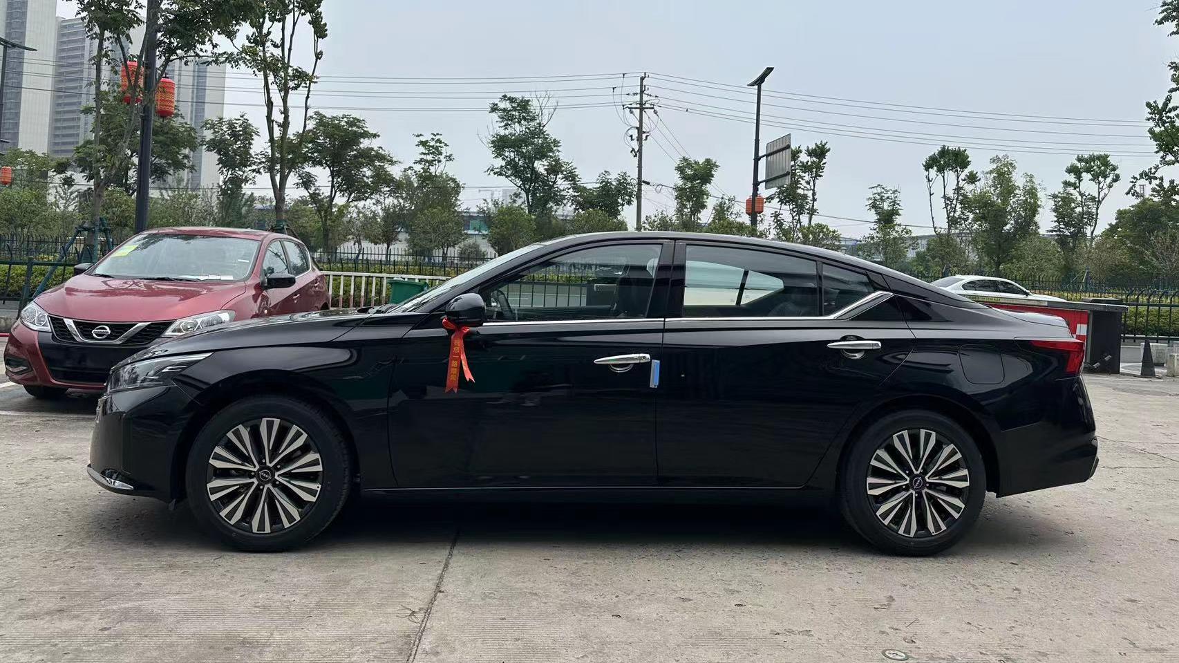 中企诚谊日产留学生免税车
