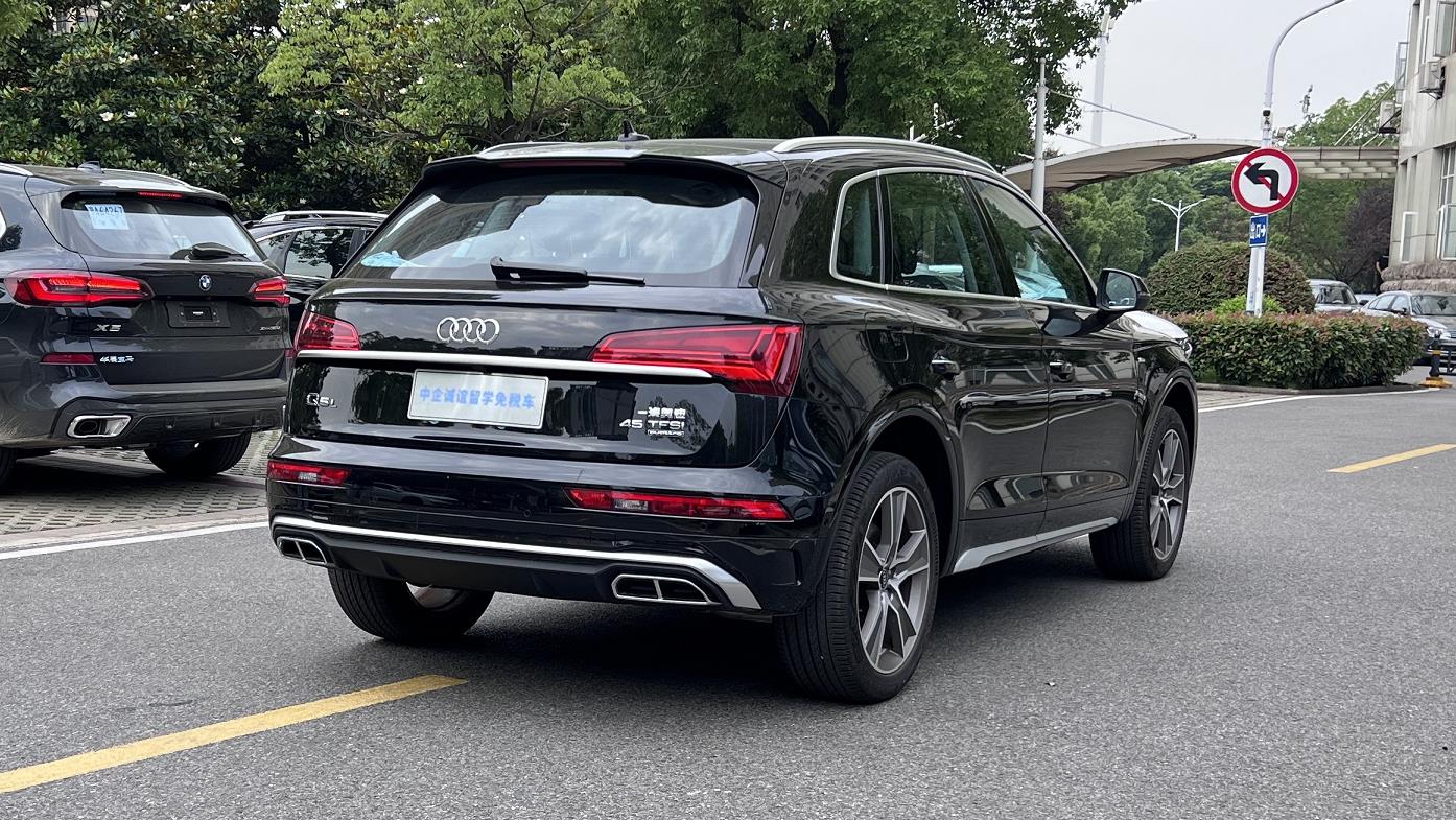 中企诚谊奥迪留学生免税车