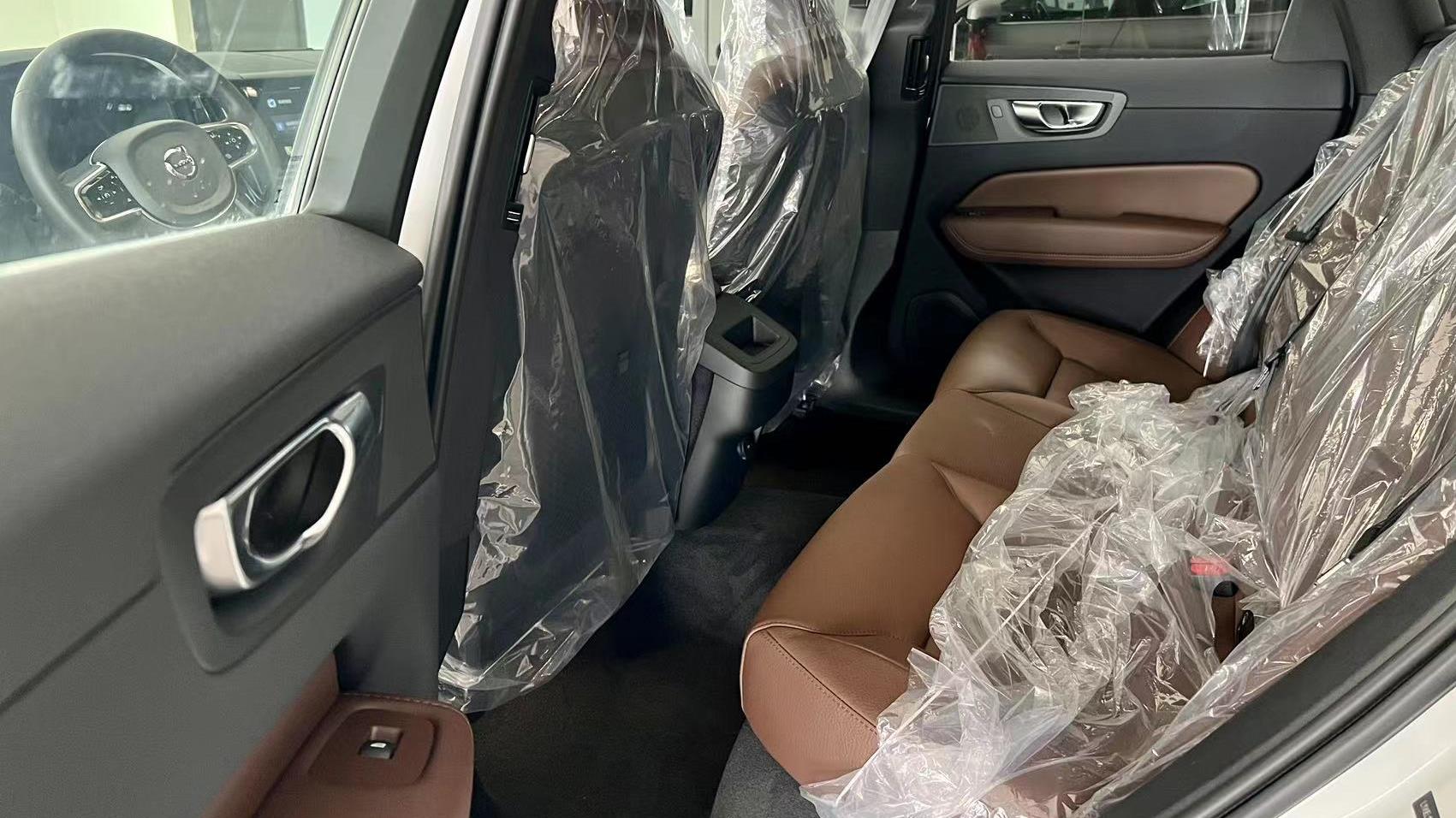 中企诚谊沃尔沃留学生免税车