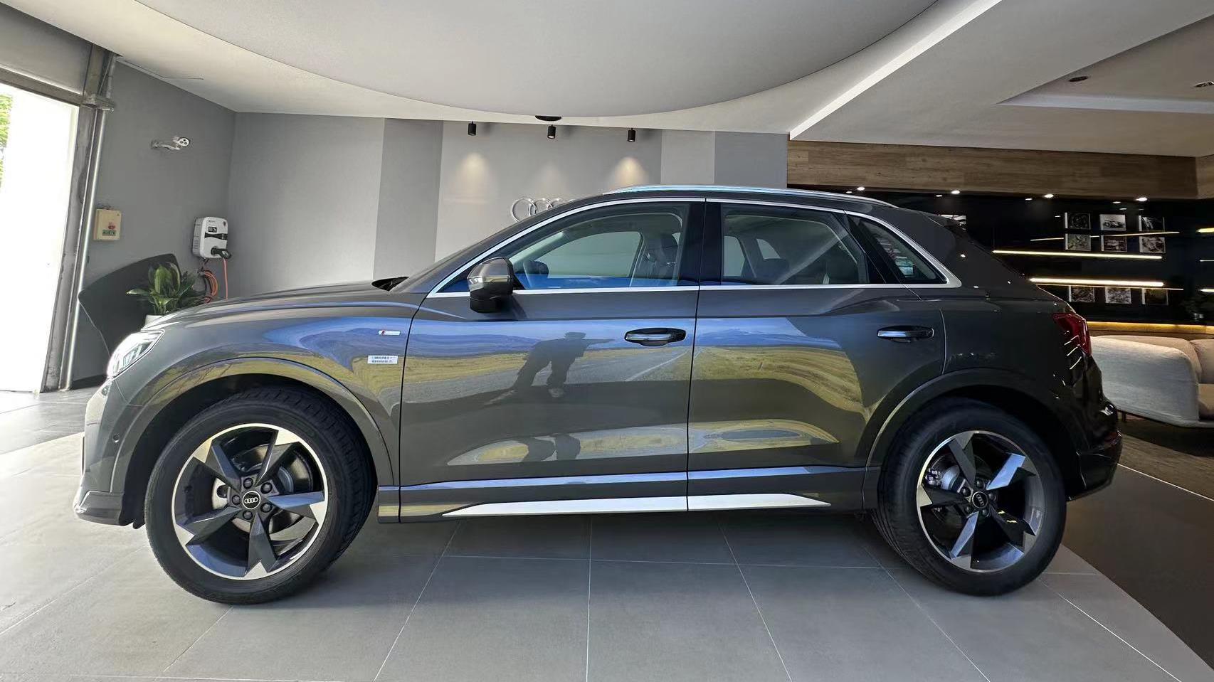 中企诚谊奥迪留学生免税车