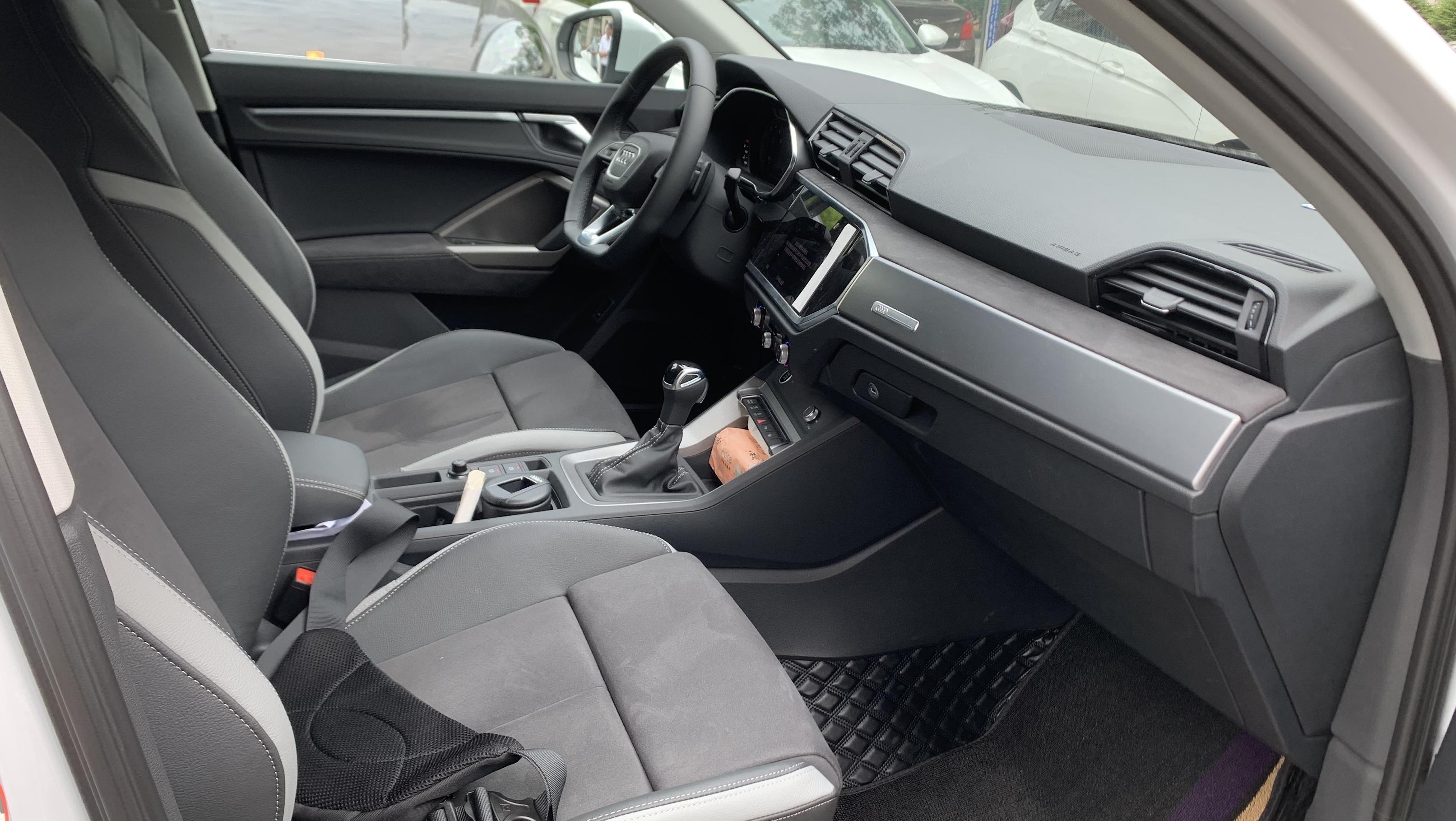 中企诚谊奥迪留学生免税车