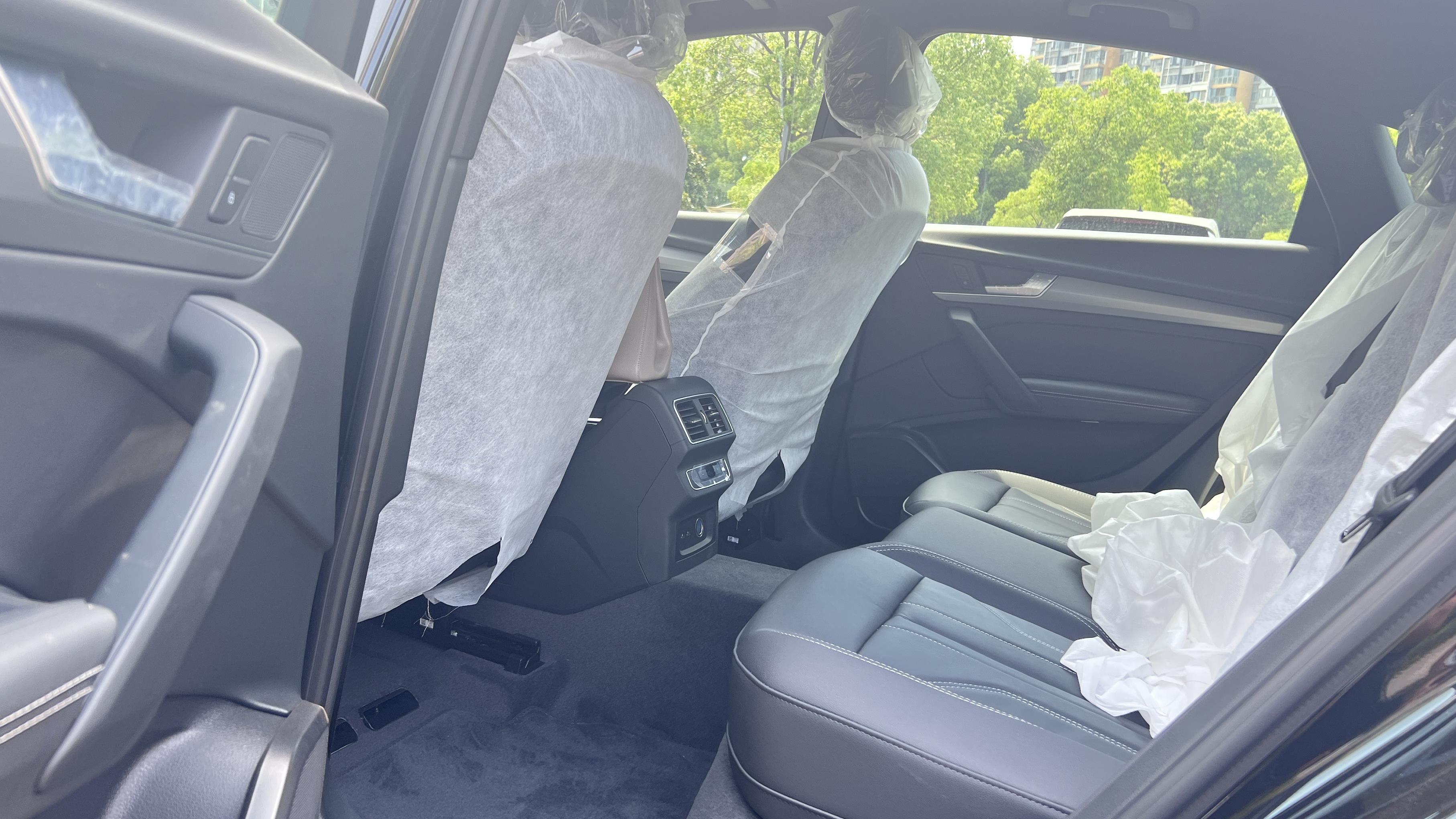 中企诚谊奥迪留学生免税车
