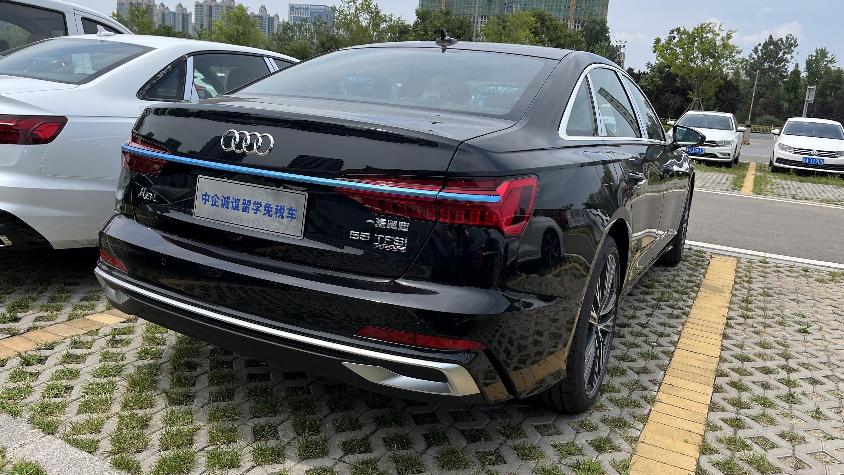 中企诚谊奥迪留学生免税车