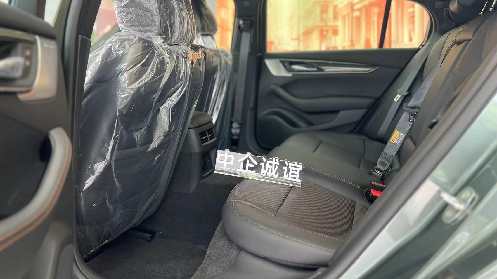 中企诚谊凯迪拉克留学生免税车