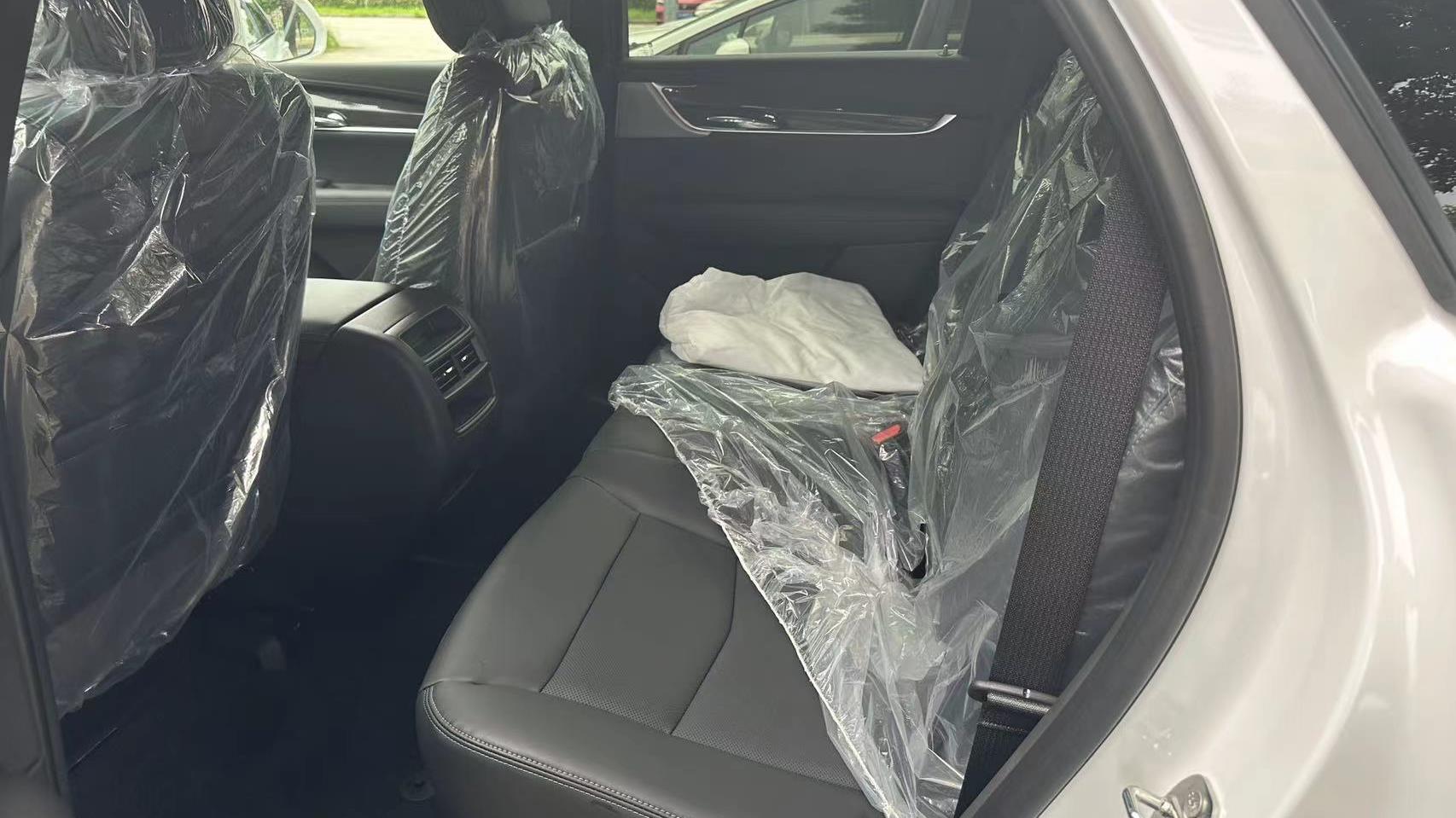 中企诚谊凯迪拉克留学生免税车
