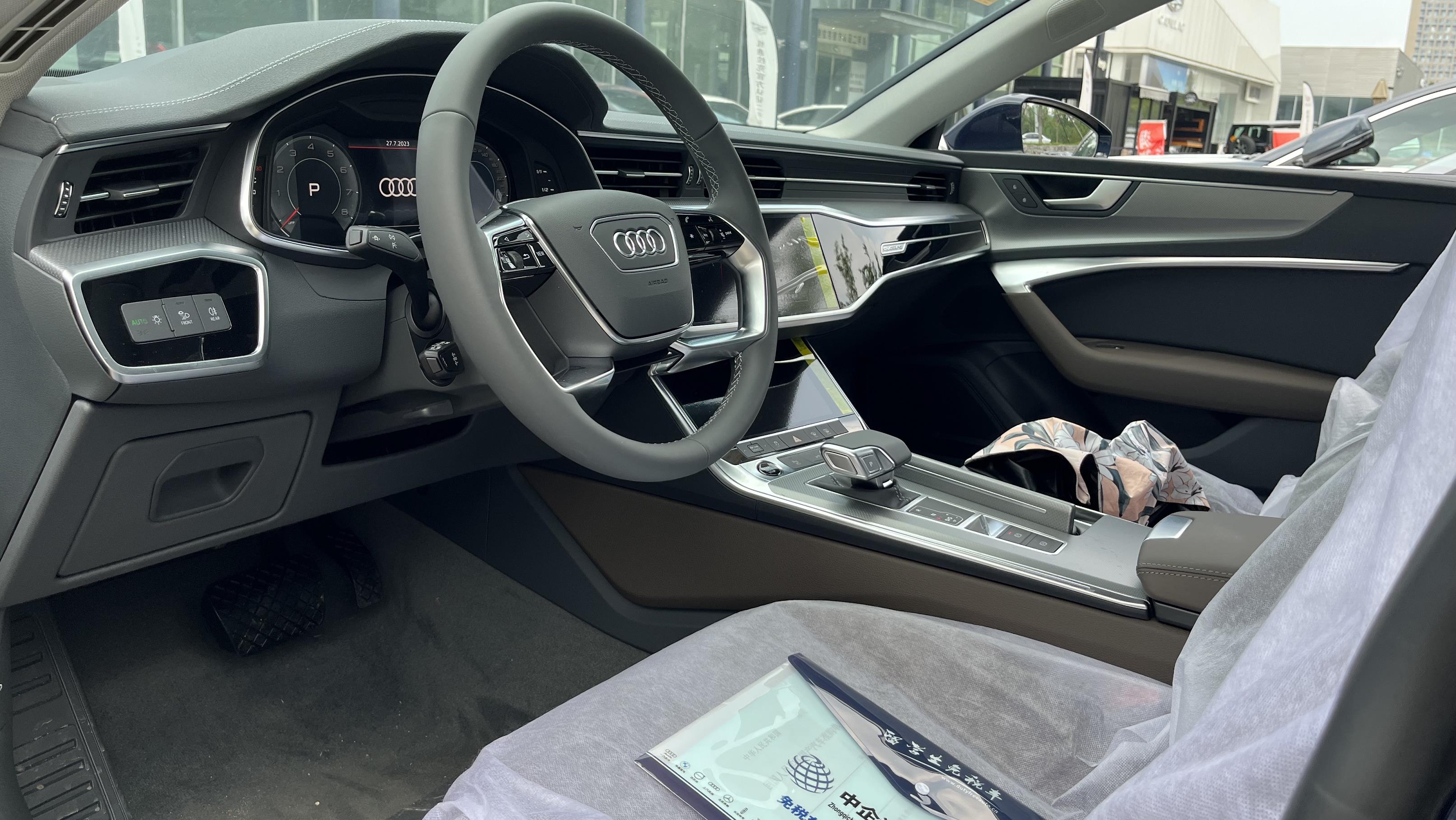 中企诚谊奥迪留学生免税车
