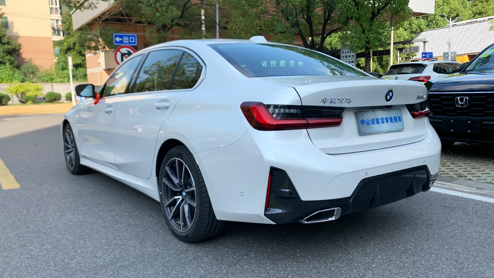 中企诚谊宝马留学生免税车