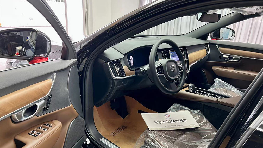 中企诚谊沃尔沃留学生免税车